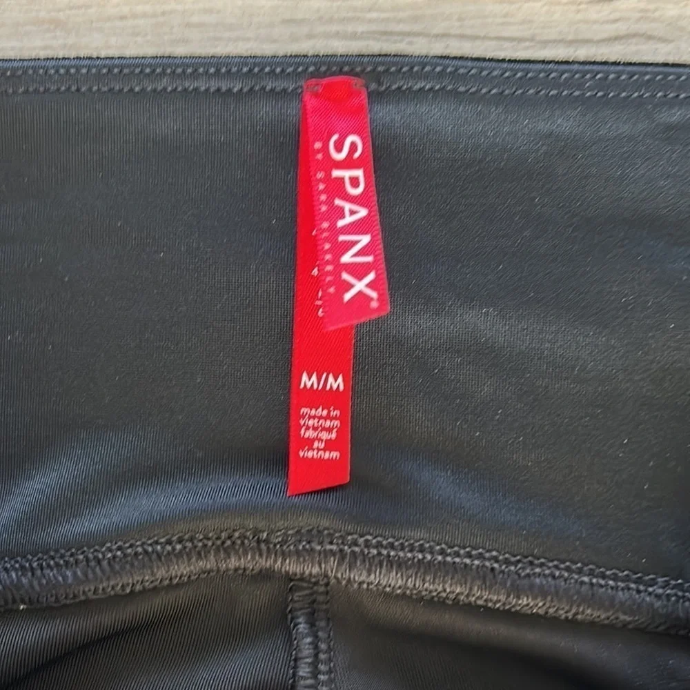 Spanx velvet shine leggings size medium